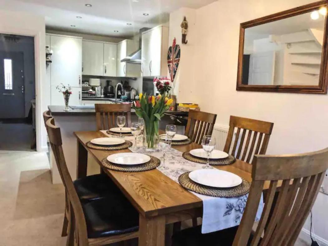 4 Bedroom House In Seaside Town 리틀햄튼 외부 사진